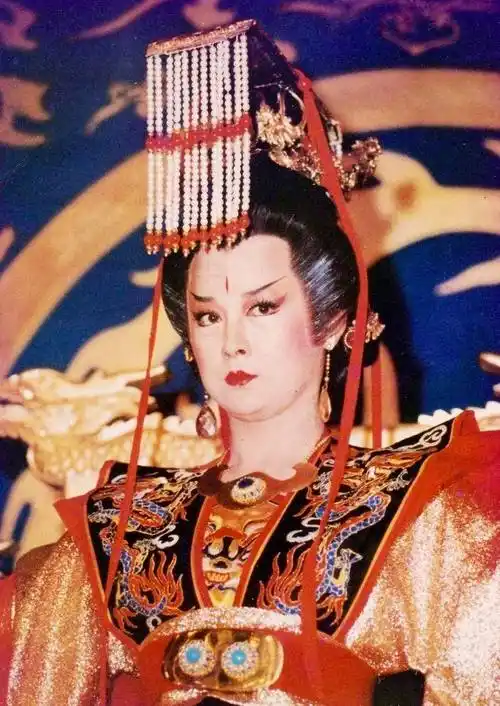 潘迎紫迎71岁生日,13岁出道曾嫁陈鸿烈,分手后坚持不再婚不生育_邵氏