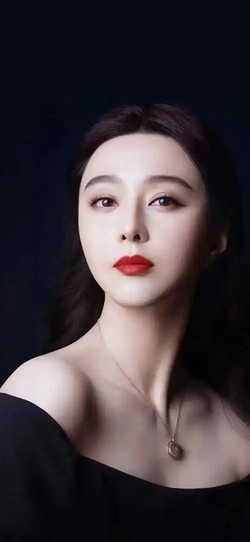 范冰冰最新写真,气场强大,高级感十足!