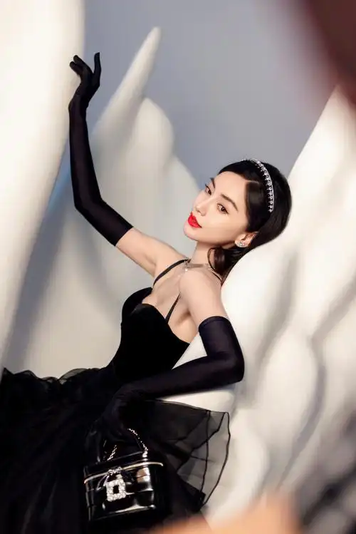 rogervivier品牌代言人杨颖##心动ab面