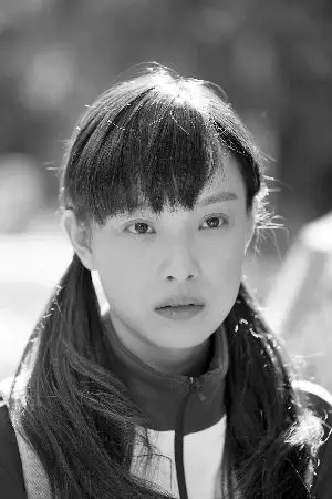 倪妮的学生扮相.