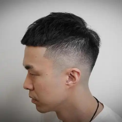 男人25岁后别剪锅盖头留好这几款发型清爽阳光特别帅气