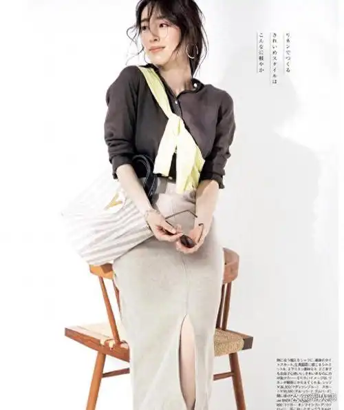 早秋,唯有"亚麻衬衫"不可辜负!4个搭配思路,教你穿出好气质