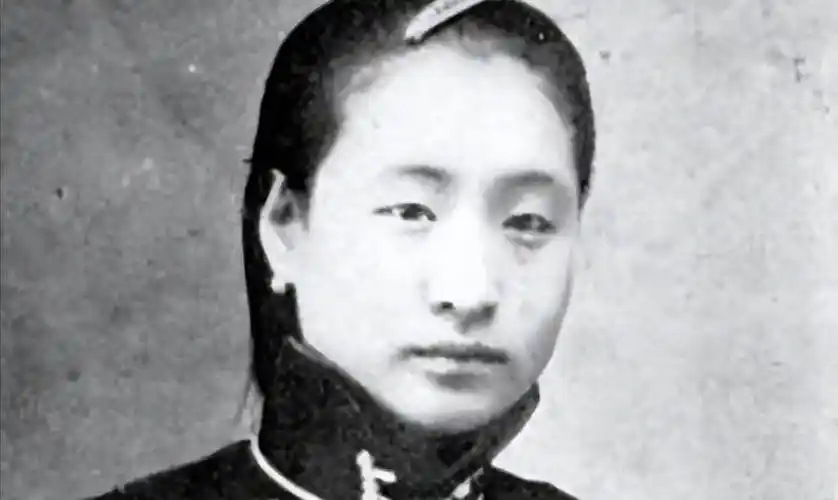 将军,一个是青楼头牌,怎样的爱情故事让人肝肠寸断_蔡锷_袁世凯_云南