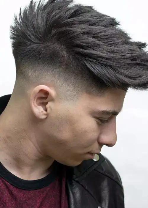 2020年男生剃飞机头发型 个性帅气的男生短发造型