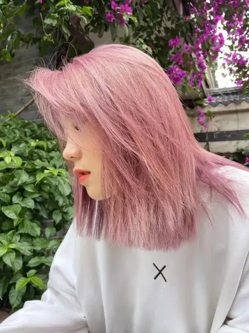 禁欲系,质感高级,少女心爆棚千万不要去染粉色头发,不然你会爱的无法