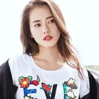 柴碧云头像图片