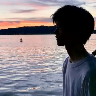 微信男生头像冷酷帅气侧脸图片