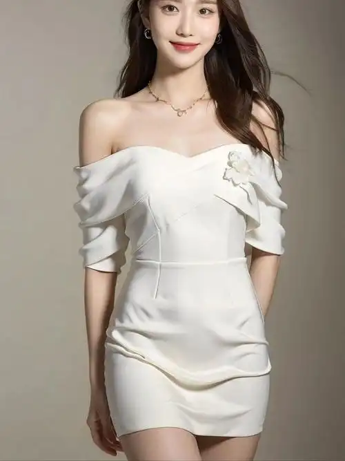 美女惊艳街头解锁时尚达人的潮流穿搭秘籍