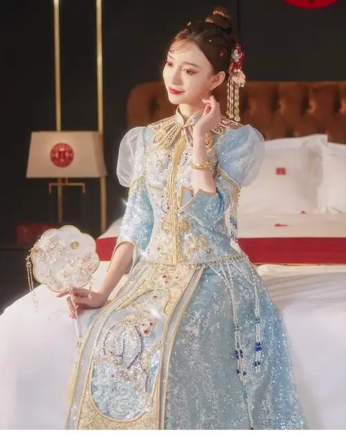 龙曼尼仕冰蓝色秀禾服新娘2022新款结婚礼服女婚纱中式龙凤褂显年轻款