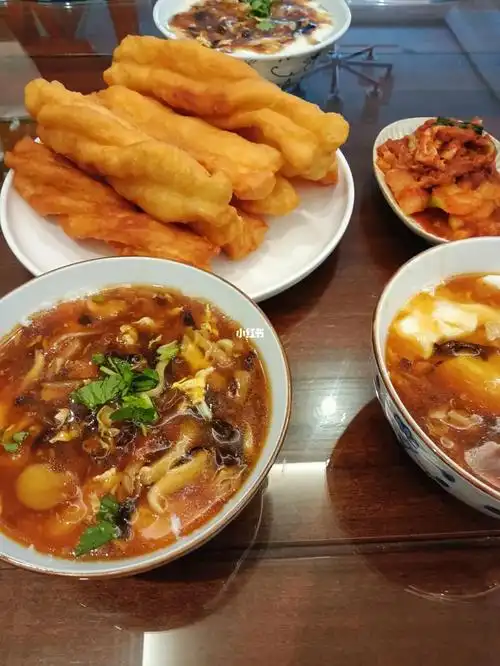 又居家生活早餐油条豆腐脑