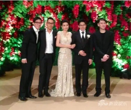 房祖名晒晶刚婚礼汤珈铖出镜