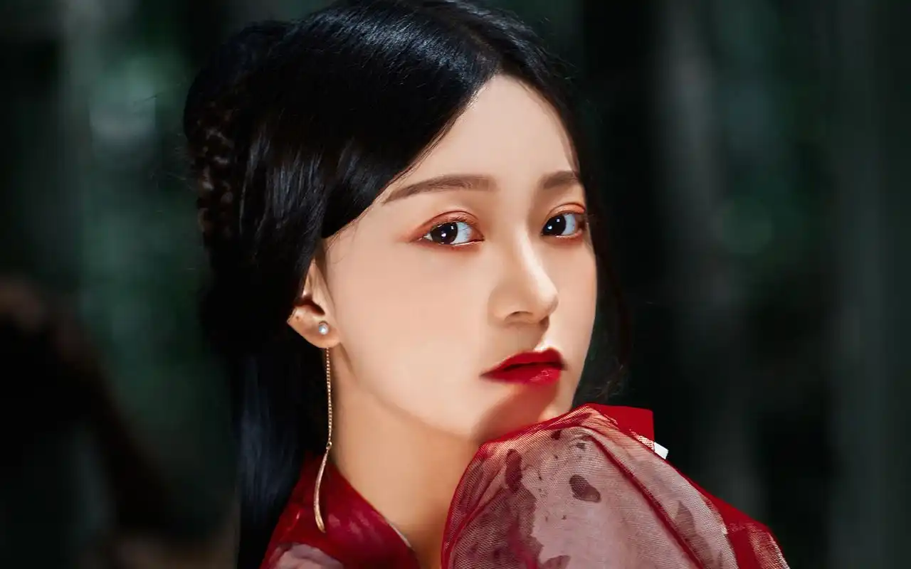 网罗最热门的明星,美女,卡通等图片,美桌网把热门壁纸图片推荐给您,让