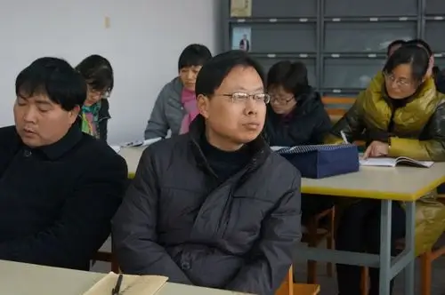 座谈会-校园快讯-江苏省西亭高级中学