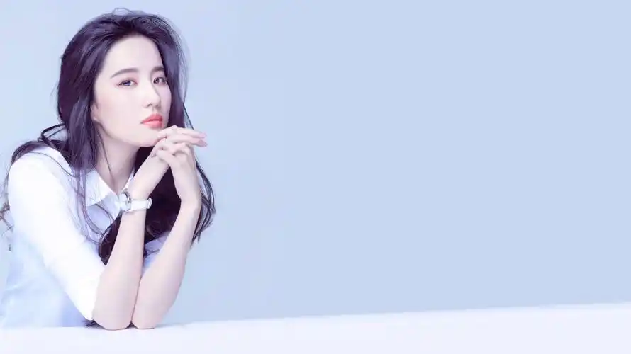 了调色裁剪 67德布希debussy今天 19:14精选内容@刘亦菲刚接手家业