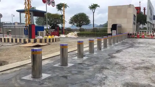 不锈钢阻车防冲撞路障