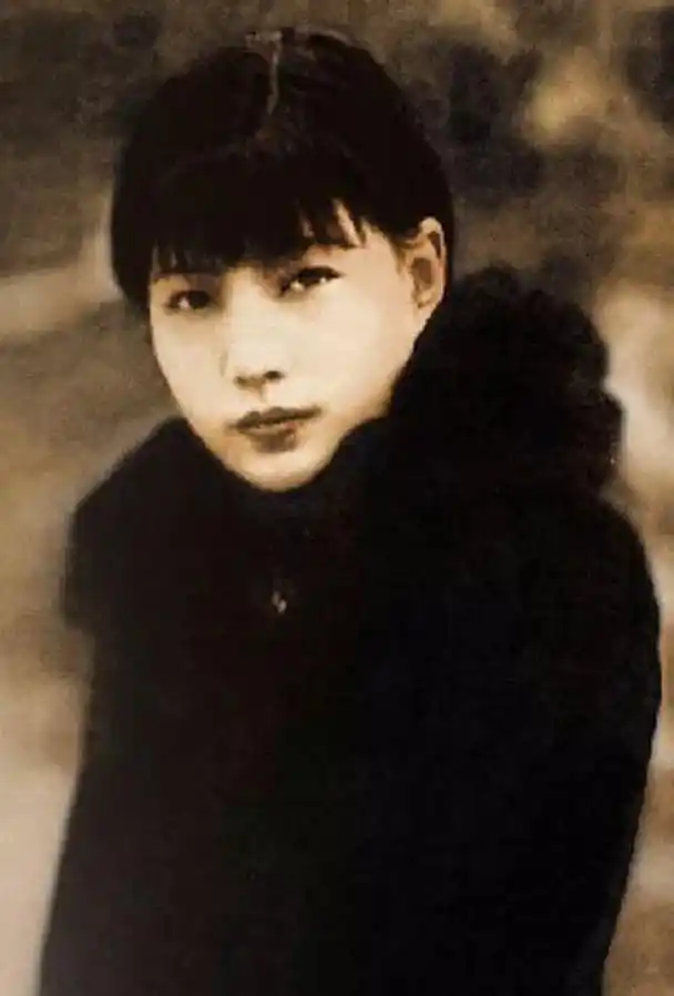 男人怎样才算真爱一个女人杜月笙对孟小冬的这一举动给出了答案