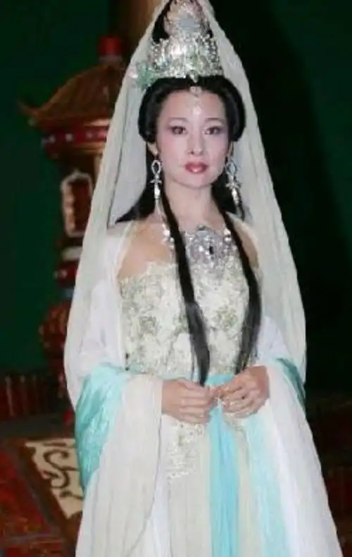 除了86版《西游记》中左大玢老师饰演的观音菩萨外,你还喜欢哪些