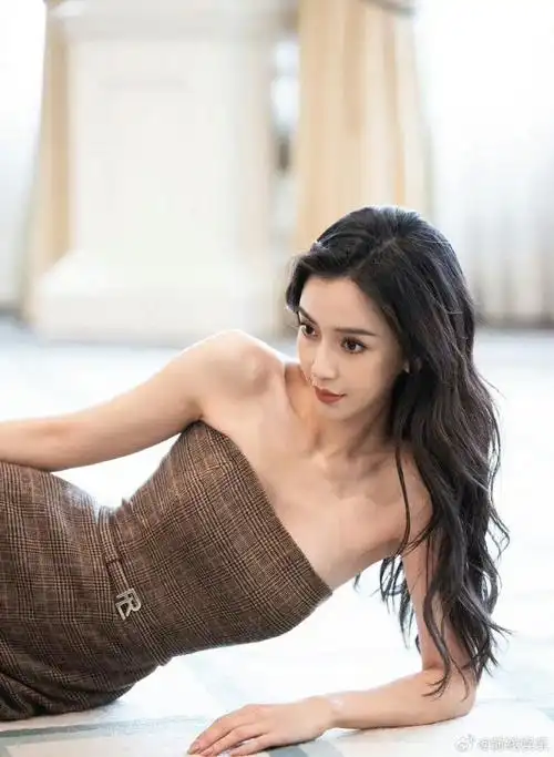 angelababy内娱腰精