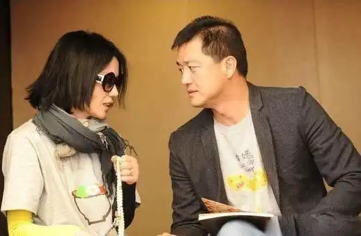 王菲的老公,盘点王菲结过的两次婚与感情史