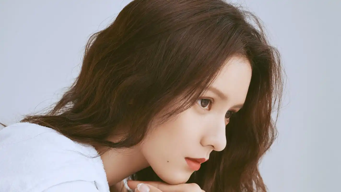 优雅女神——张予曦