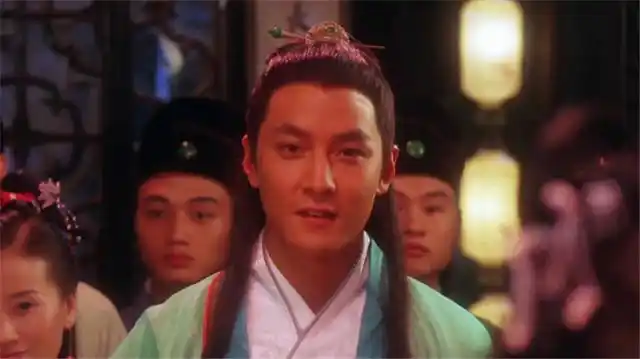 2,2003年,李嘉欣拍了《花魁杜十娘》,网友:看完想掐死吴彦祖