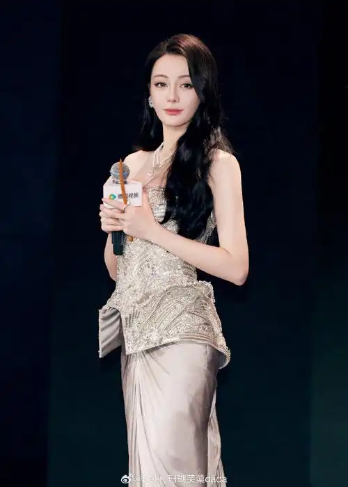 迪丽热巴超话