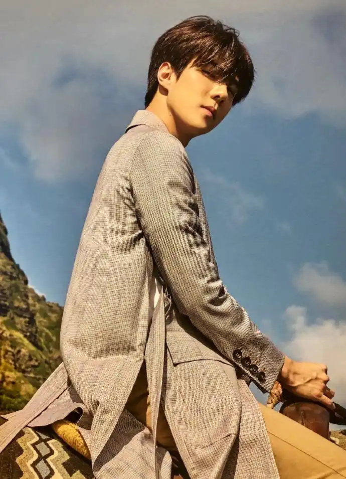 [exo][新闻]190910 exo夏威夷第二本写真集今日发行,神仙画报值得收藏