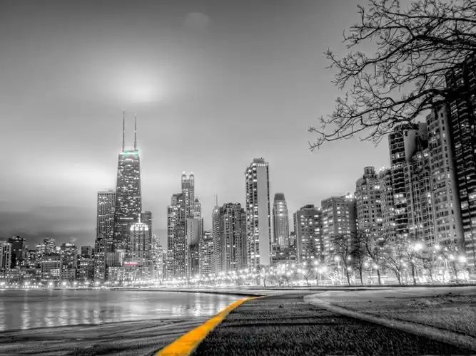 描述: 黑白色之城-都市风景壁纸 当前壁纸尺寸: 1920 x 1440