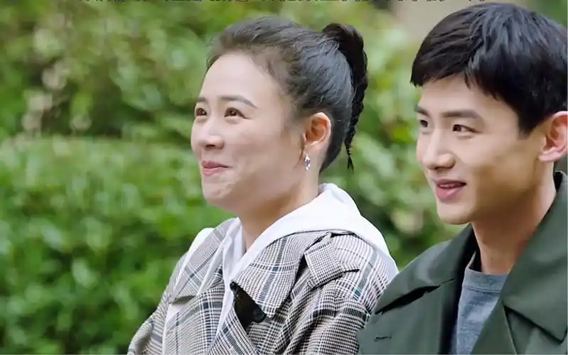 这笑场太自然了02"白敬亭0202"马思纯