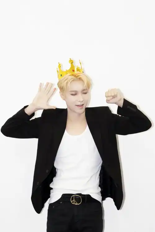 张艺兴1007生日快乐