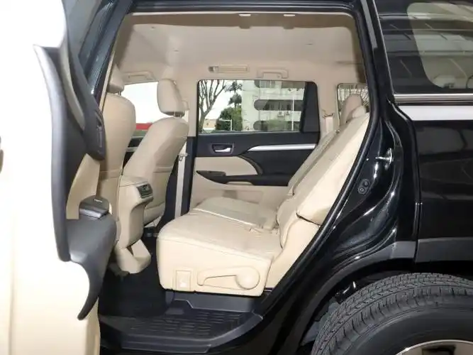 广汽丰田 汉兰达 2021款 2.0t 四驱精英版 7座