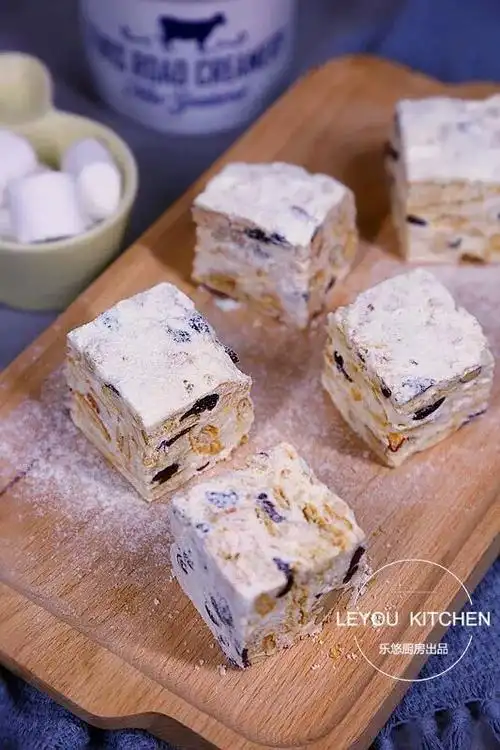 今年冬天,雪花酥