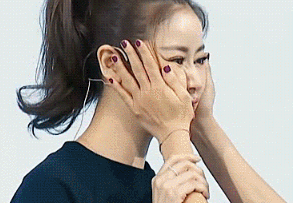 林心如美女气质可爱gif动图_动态图_表情包下载_soogif