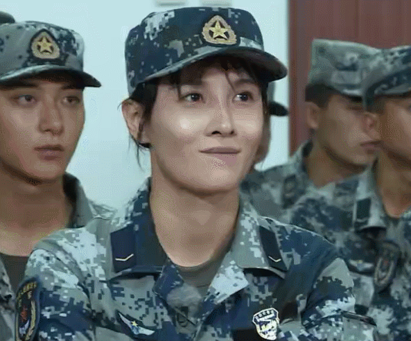 呆萌gif女神gif张蓝心gif真正男子汉2gif综艺gif美哭gif萌萌哒gif逗比