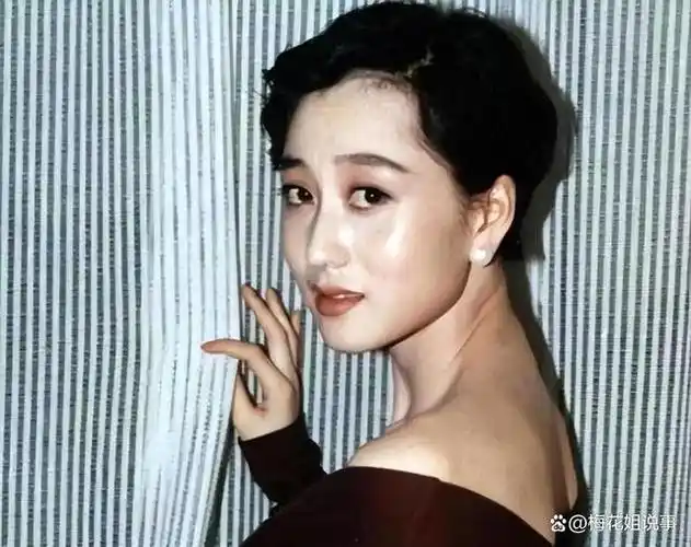 利智嫁给李连杰经常痛哭这是为何