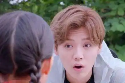 鹿晗和鹿兆许长得像吗