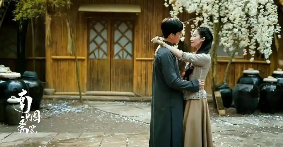 南烟斋笔录上线!刘亦菲井柏然cp感爆棚 网友直呼:这狗粮我先干了