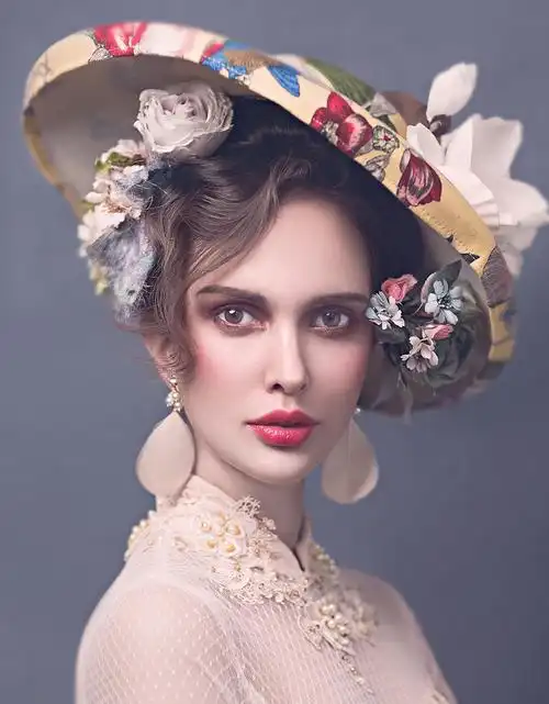 化妆技巧 欧式复古发型,精致的妆容搭配独特的发饰,高贵冷艳