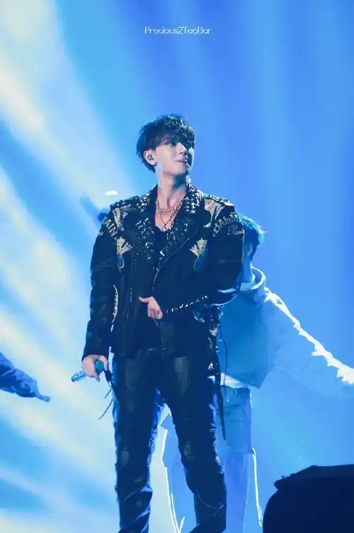 黄子韬 情歌舞台##黄子韬isback演唱会