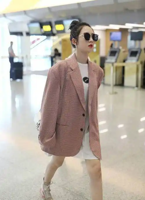 林允宋祖儿闺蜜装,辣妈张嘉倪最少女_孟美岐_黑色_紧身