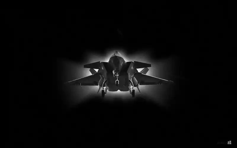黑色歼20壁纸