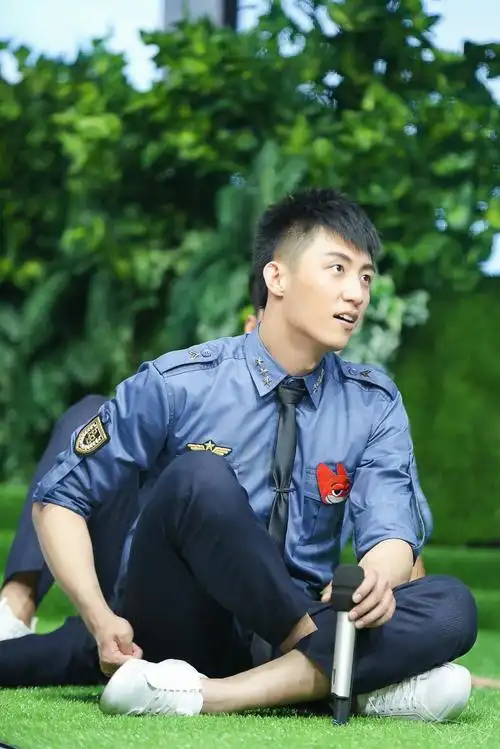 黄景瑜 20160328 快乐大本营 高清 - 堆糖,美图壁纸兴趣社区