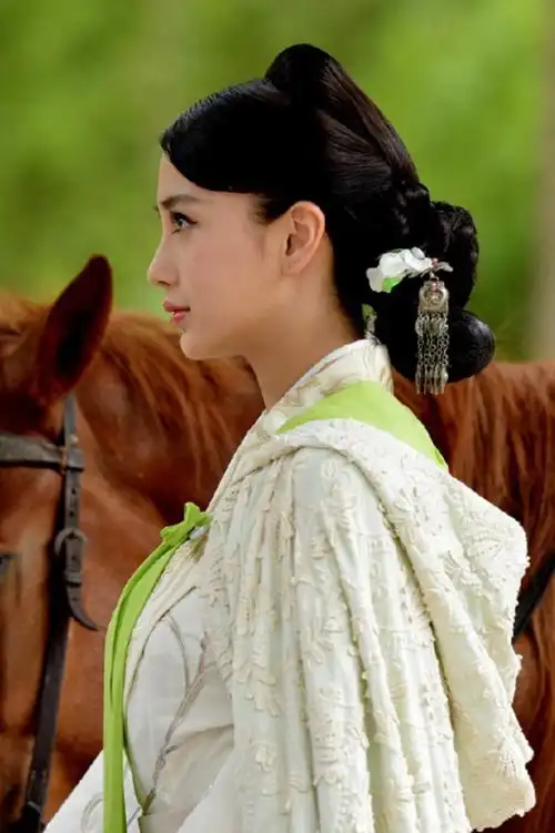 云中歌云歌杨颖饰