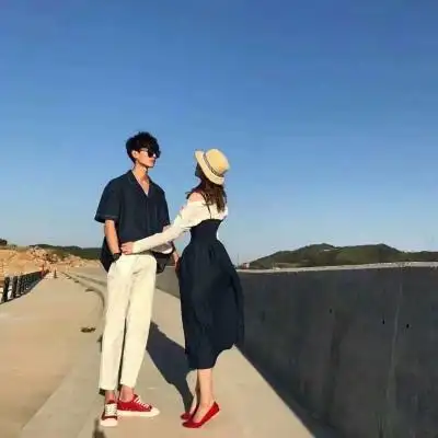 真人情头情侣全身照头像