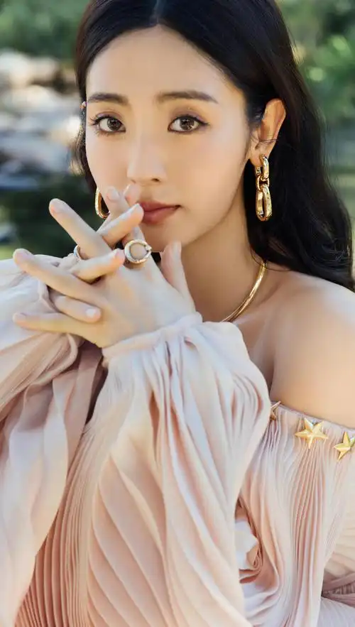 邢菲绝美壁纸|壁纸|邢菲_手机网易网