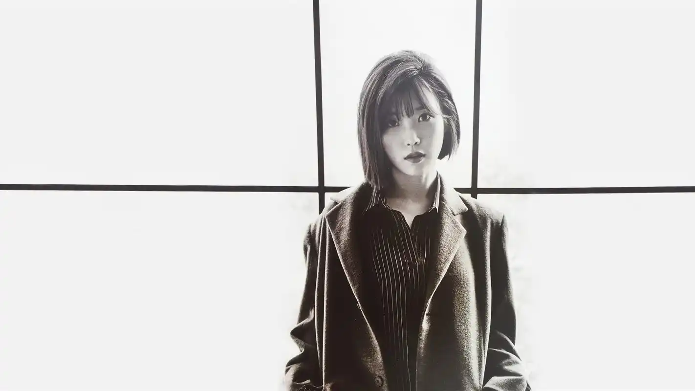 李智恩iu短发图片桌面壁纸,日韩明星,唯美,韩国美女,短发,壁纸,1920x