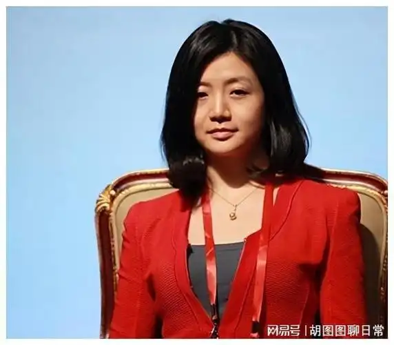 李颖马云背后的百亿美女富豪比章泽天漂亮年近40岁仍未婚