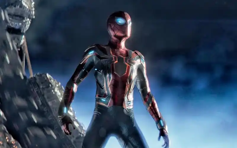 4khdr纯享版荷兰弟版蜘蛛侠初次获得钢铁战衣