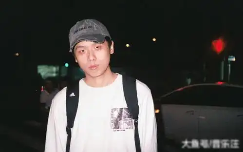 "沙雕之王"法老,成了《中国新说唱》的观众,镜头比选手还多?