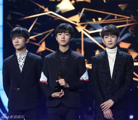 范冰冰tfboys分获微博之夜queen&king_高清图集_新浪网